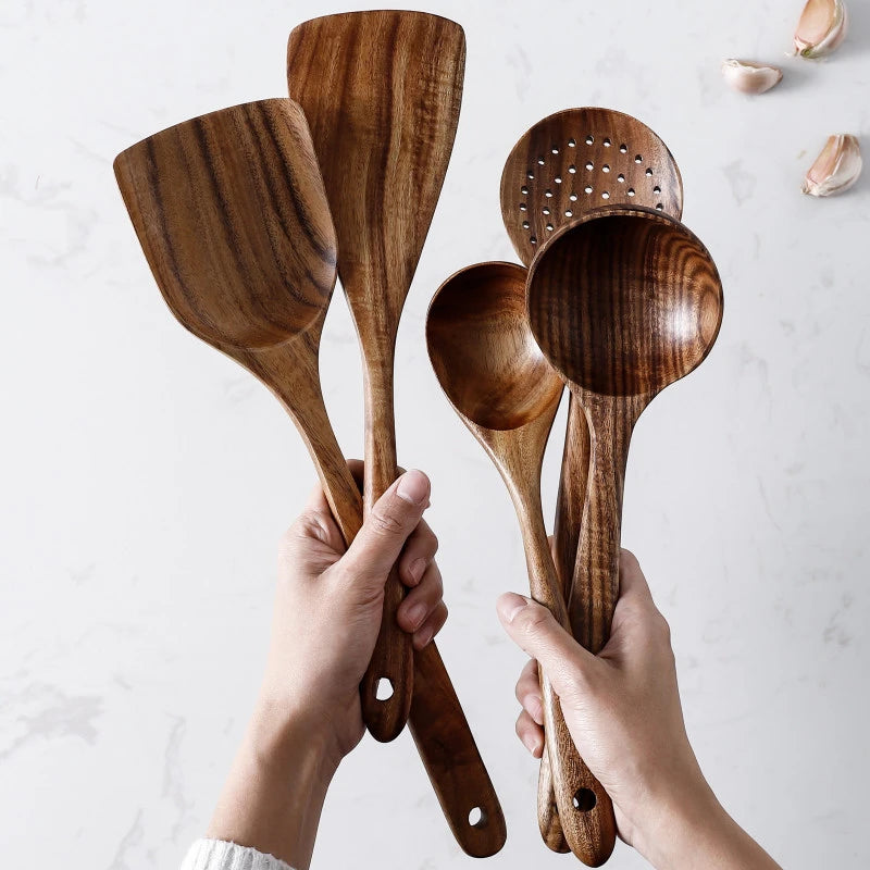 Wooden spatulas and spoons - eco-friendly kitchen utensils